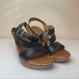 b.o.c. Black and Tan Wedge Sandals Size 8
